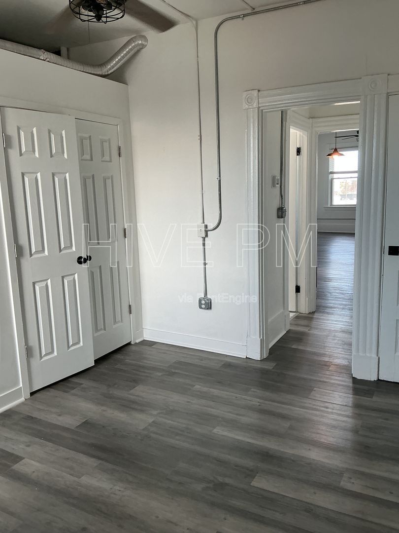Gallery Image 11