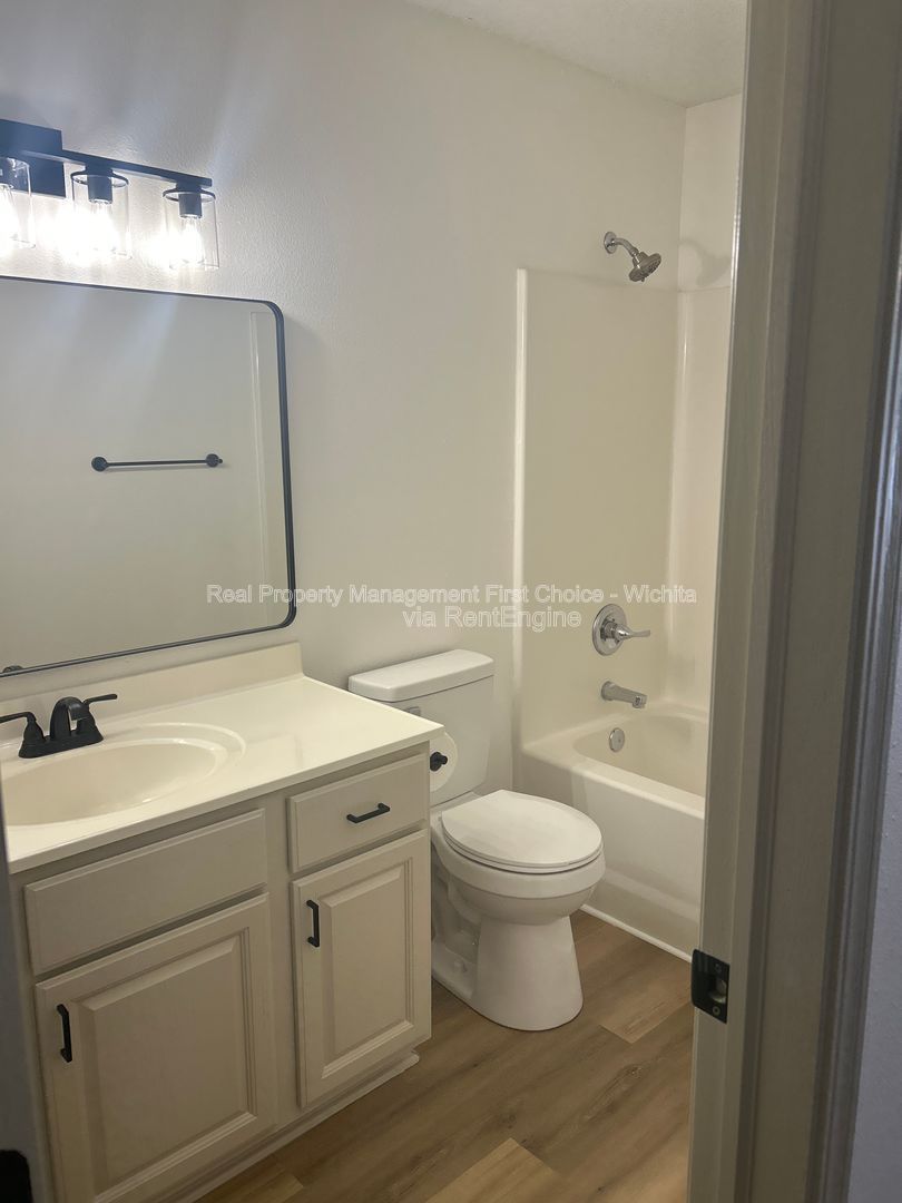 Gallery Image 14