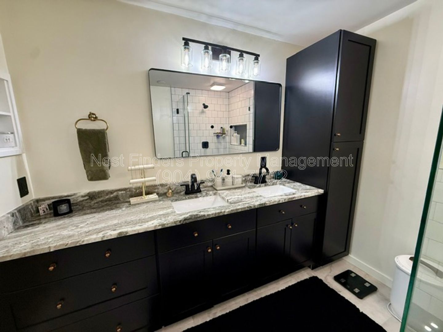 Gallery Image 15
