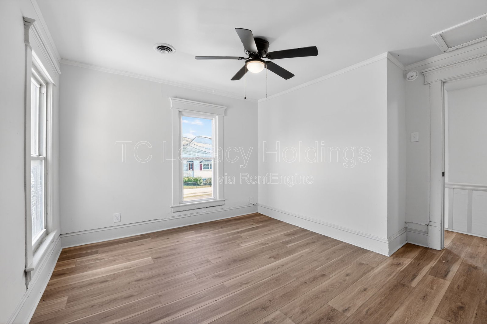 Gallery Image 18