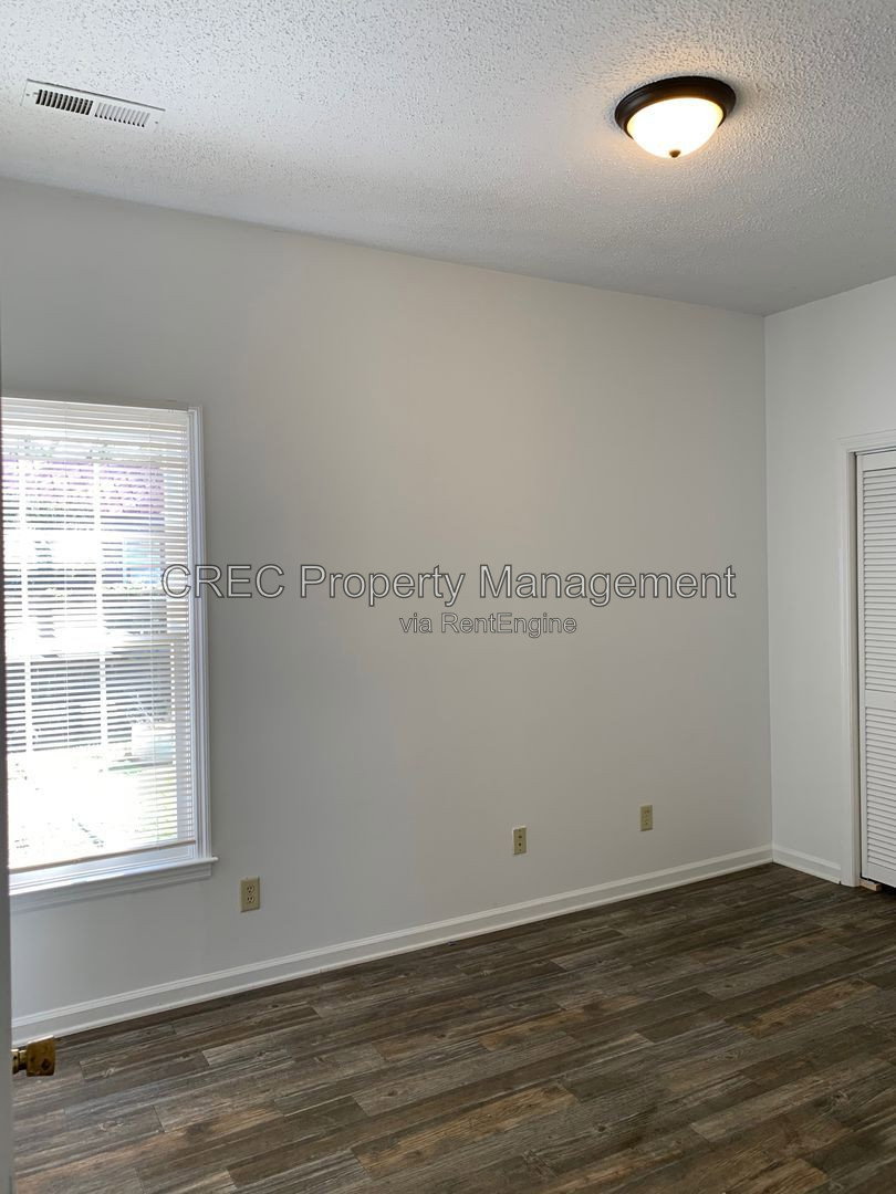 Gallery Image 18