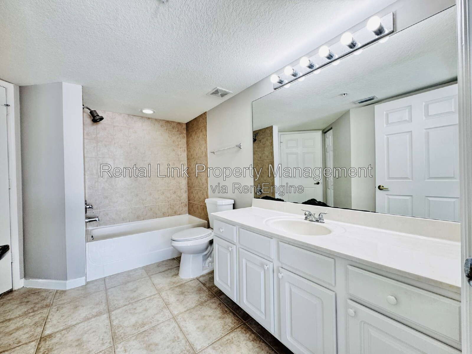 Gallery Image 32