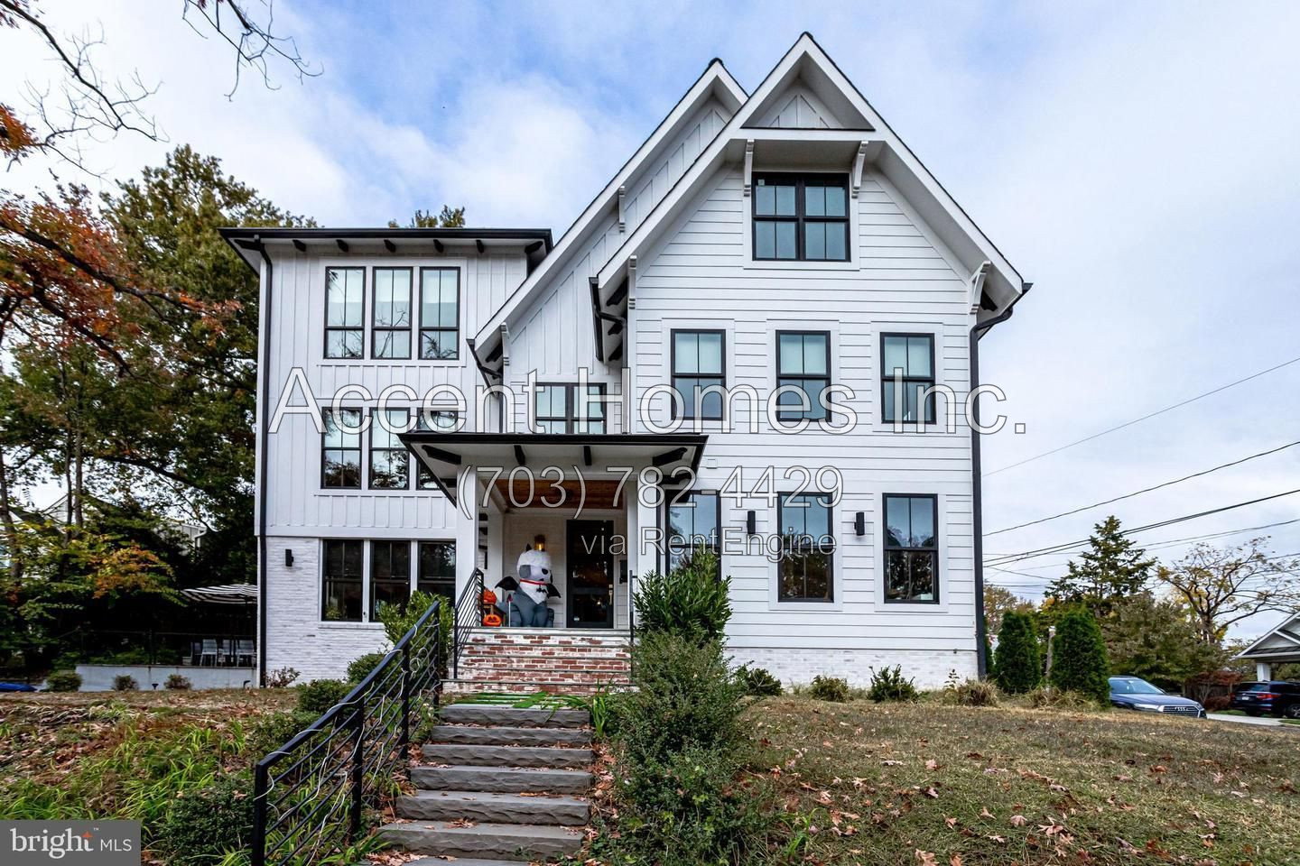 1700 North Quebec Street photo 1