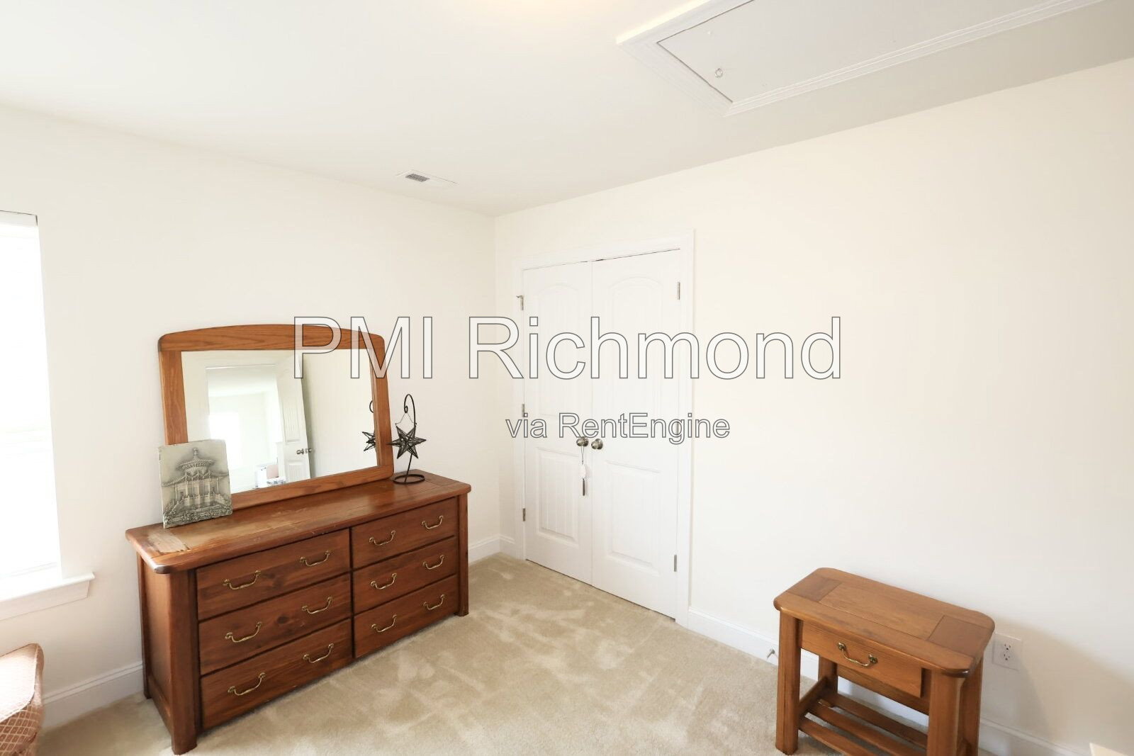 Gallery Image 32