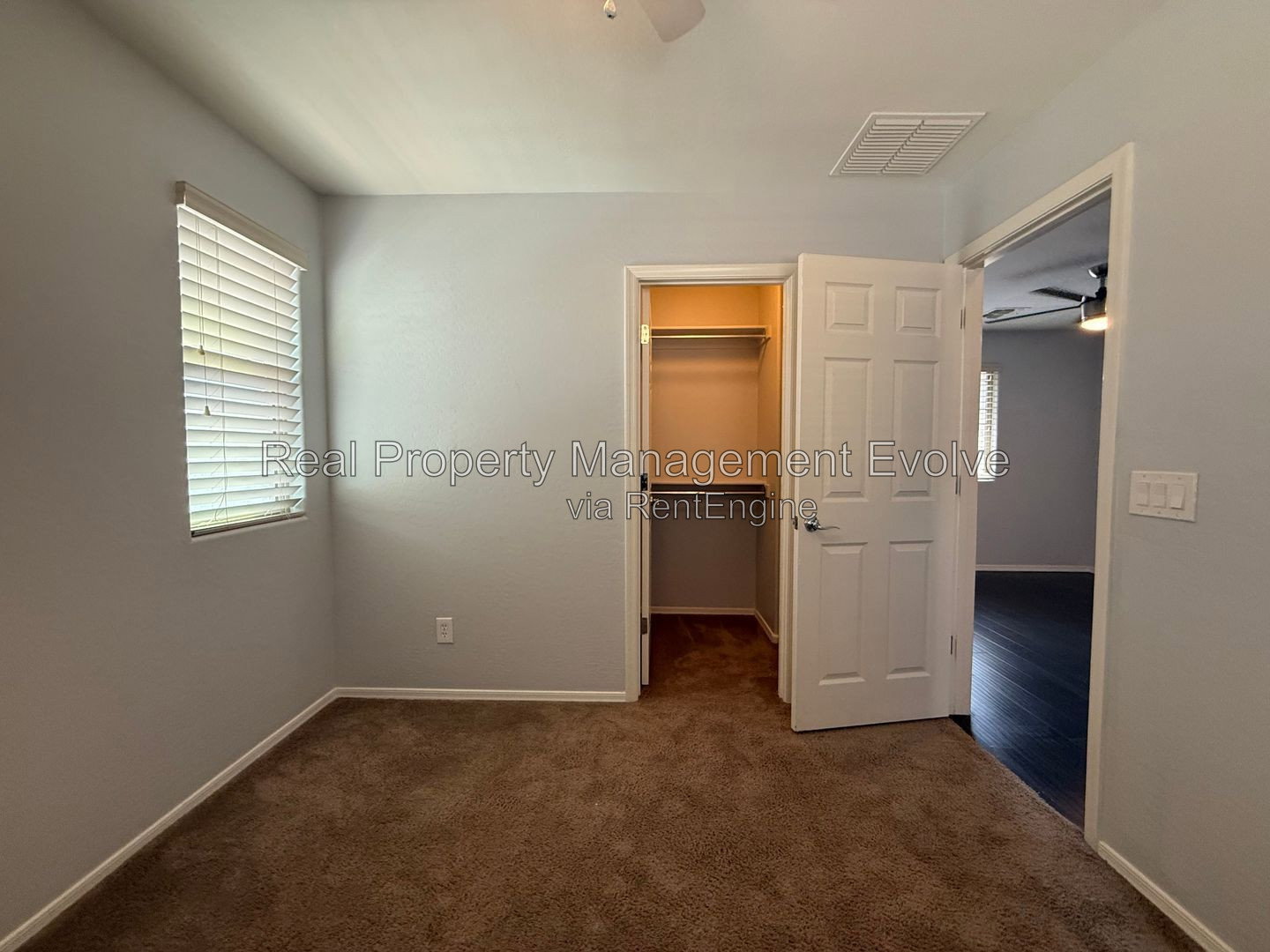 Gallery Image 19