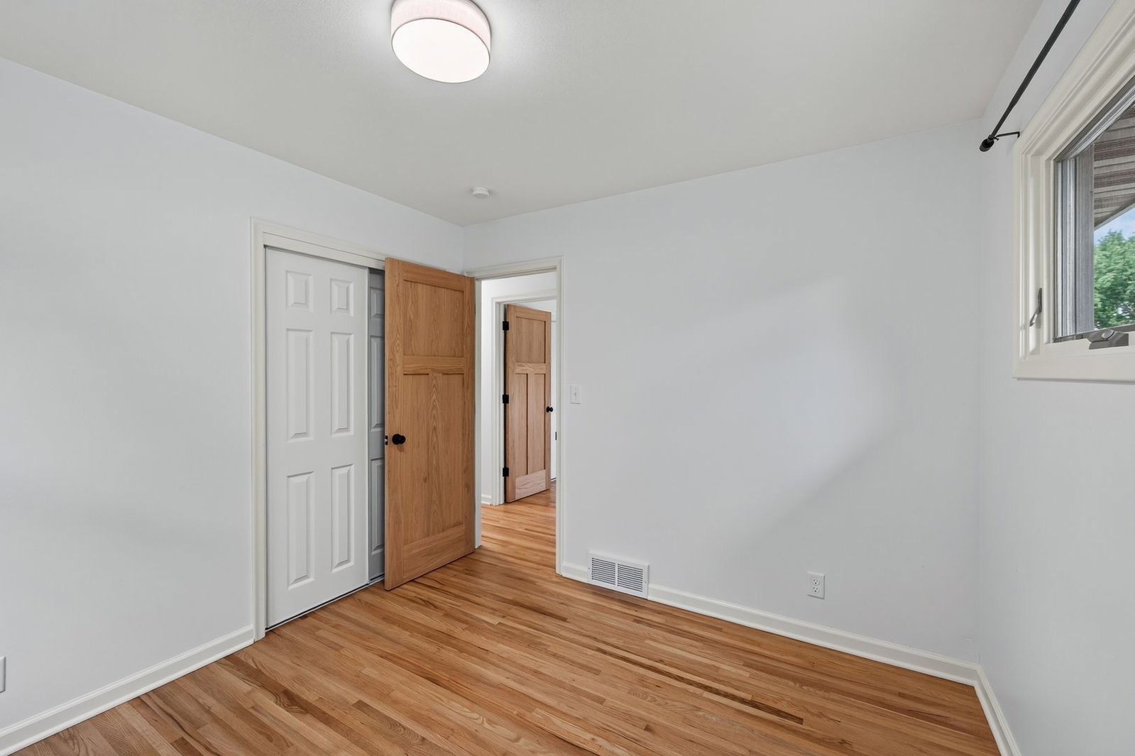 Gallery Image 19