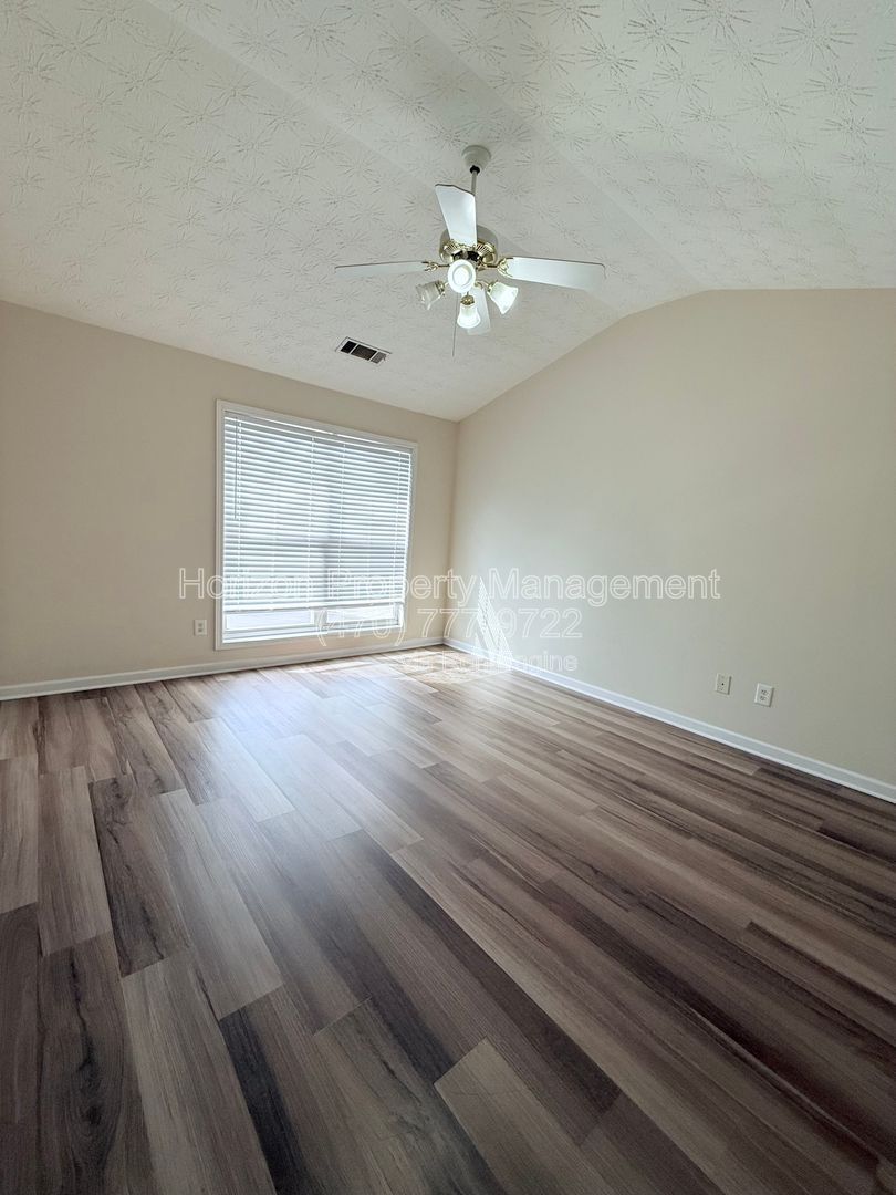 Gallery Image 11