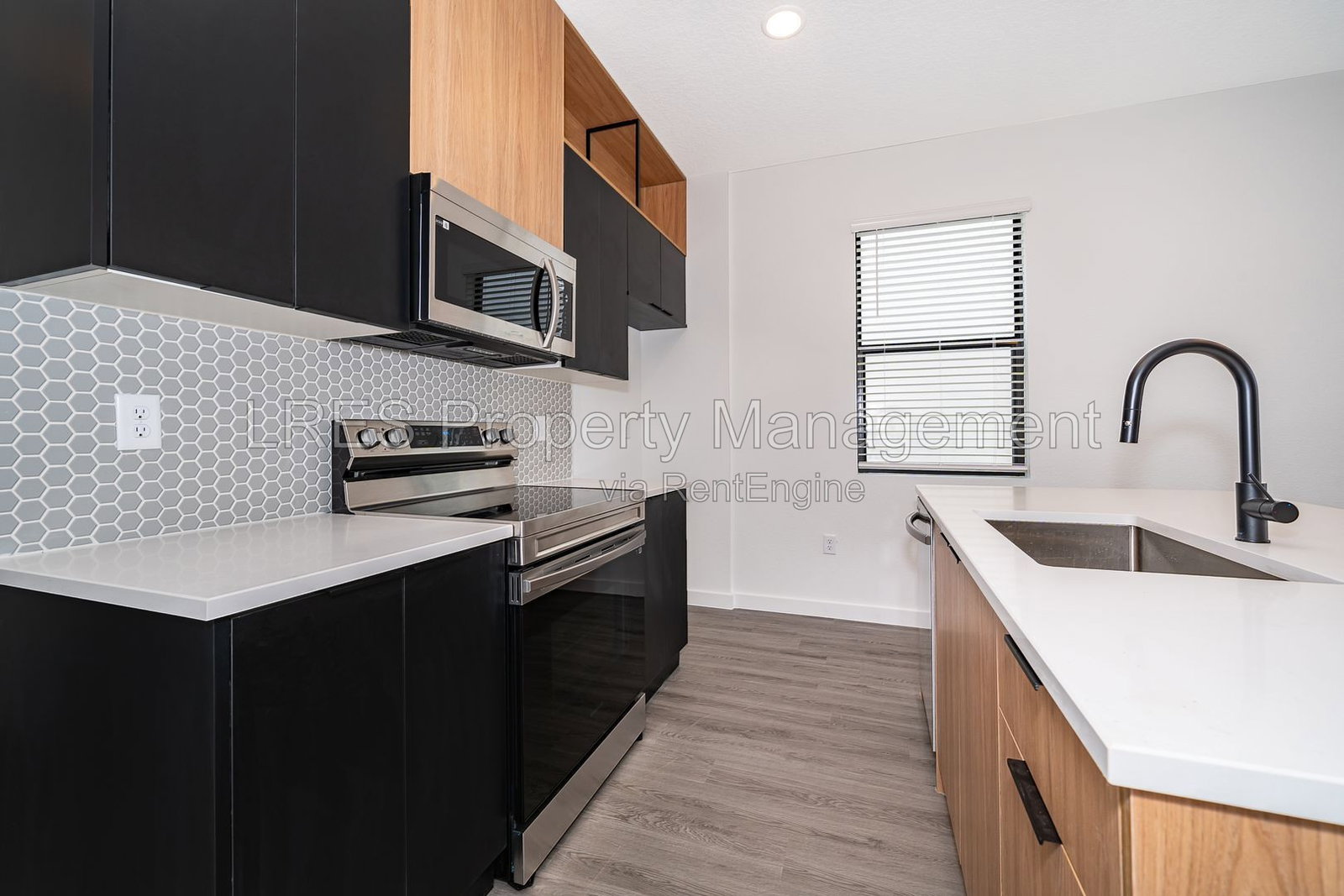 Gallery Image 13