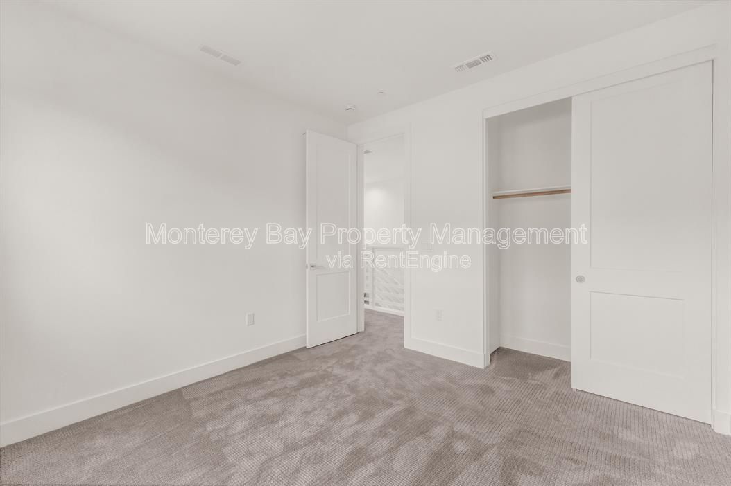 Gallery Image 21
