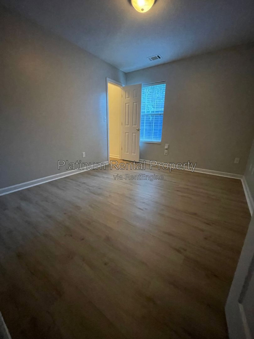 Gallery Image 17