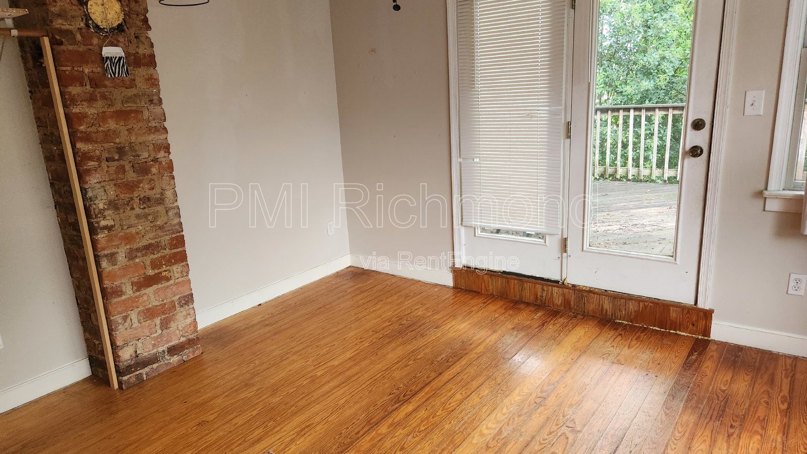 Gallery Image 17