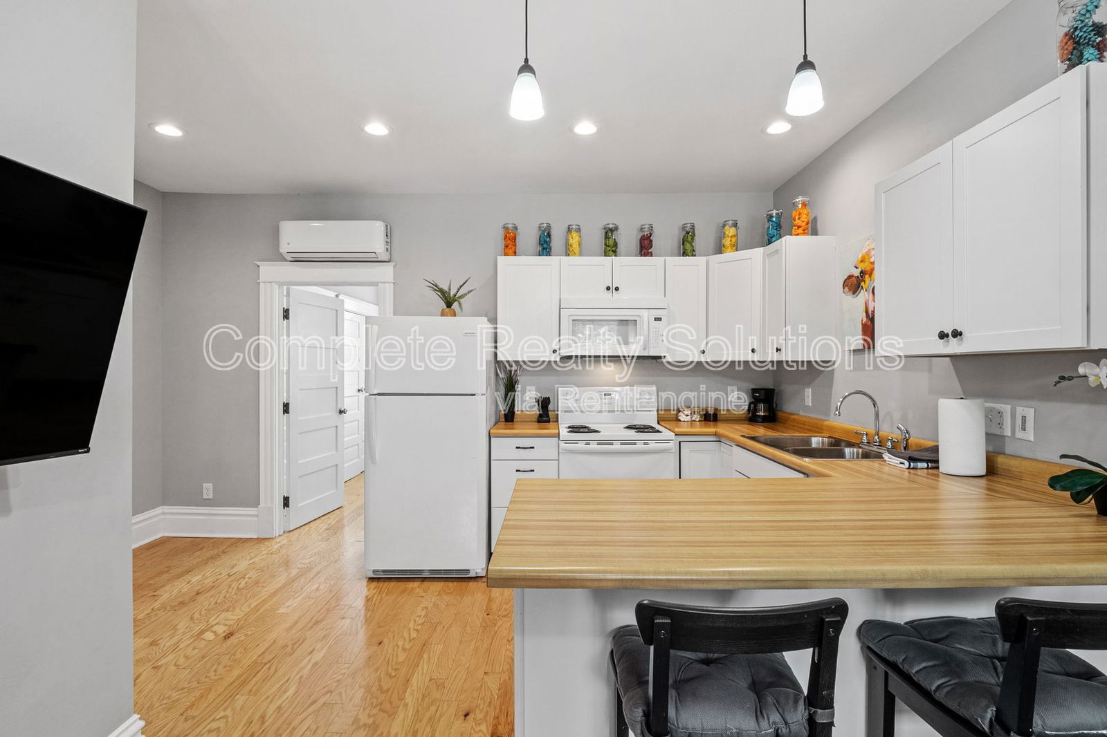 Gallery Image 16