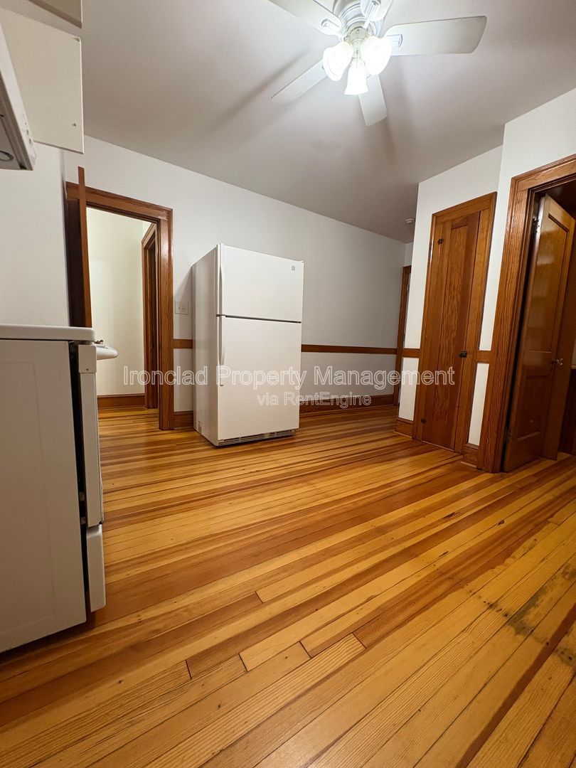 Gallery Image 21