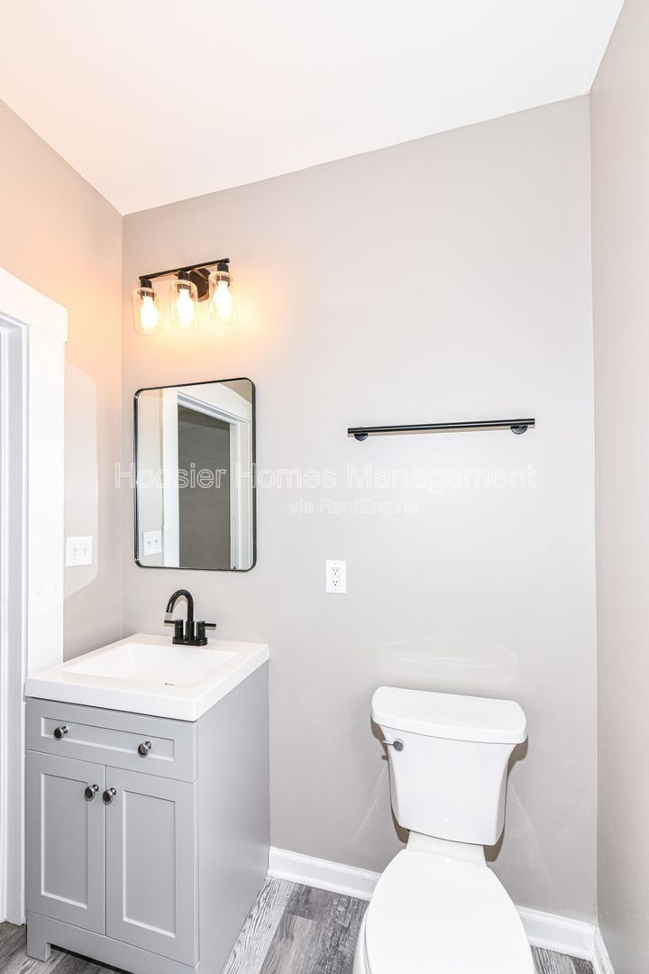 Gallery Image 18