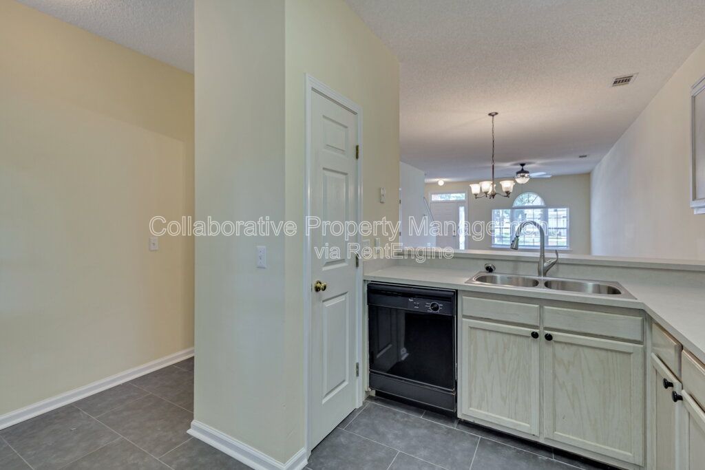 Gallery Image 15
