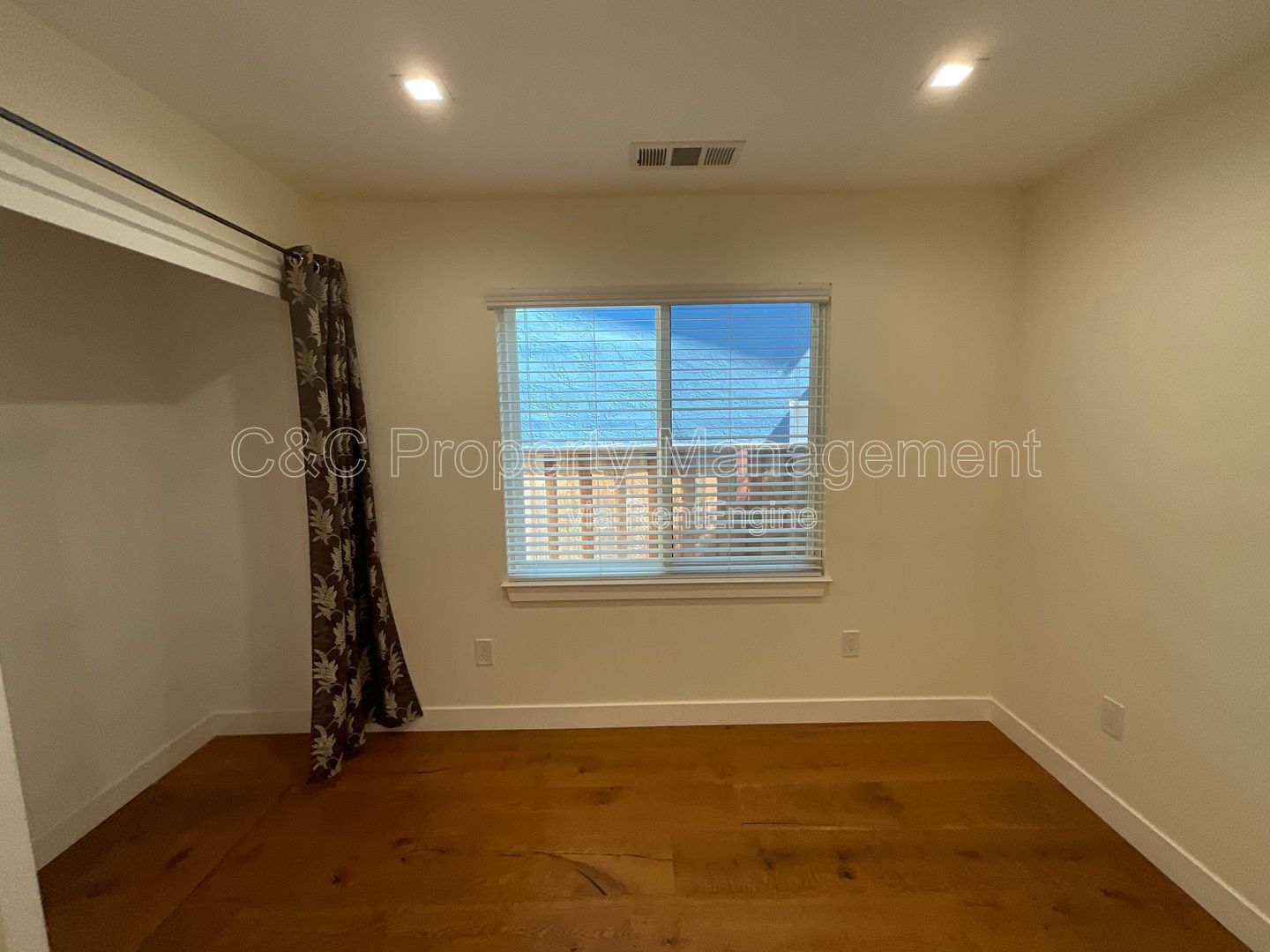 Gallery Image 36