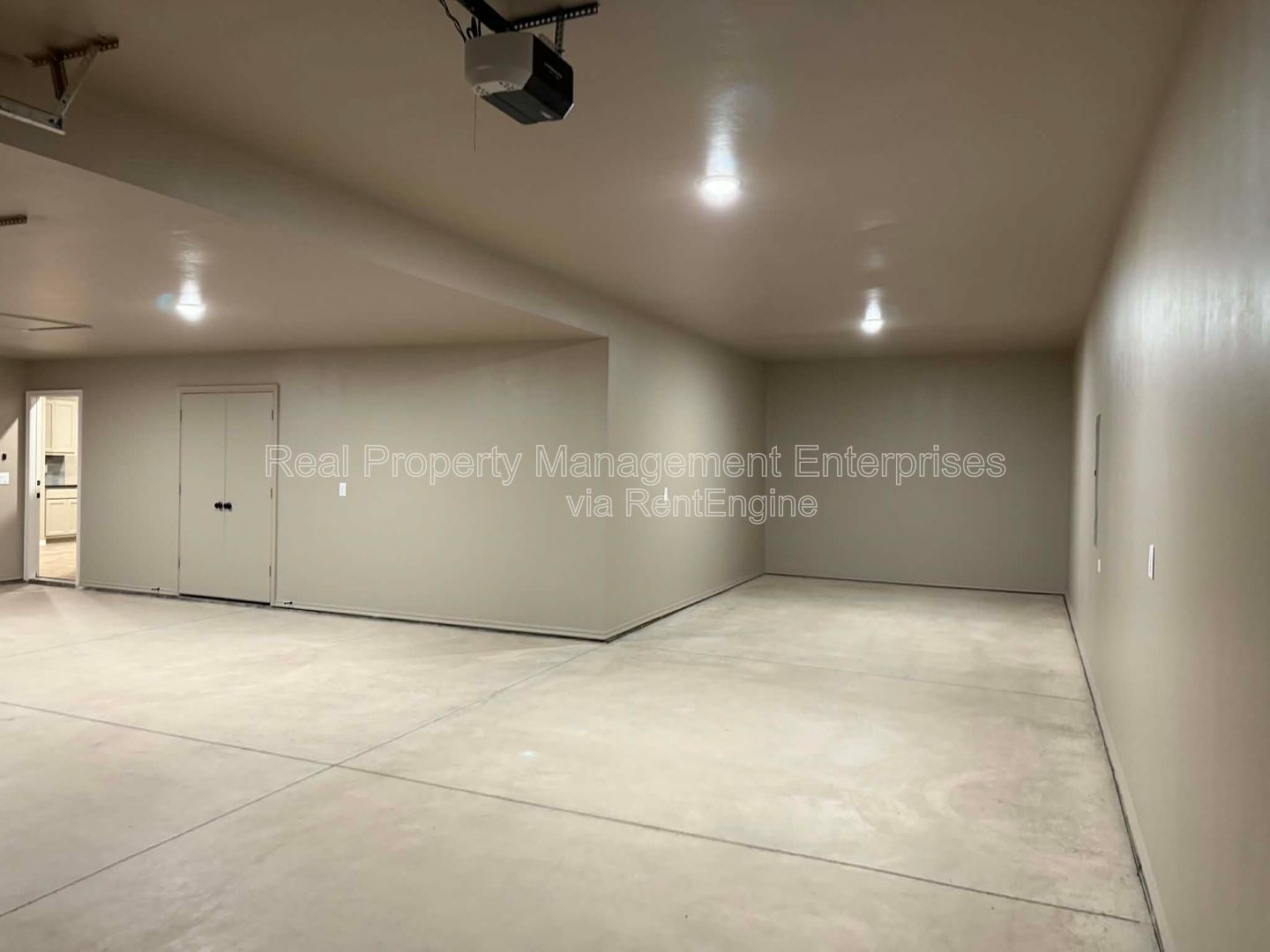 Gallery Image 36