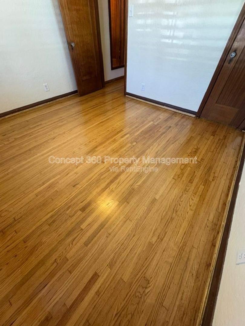Gallery Image 39