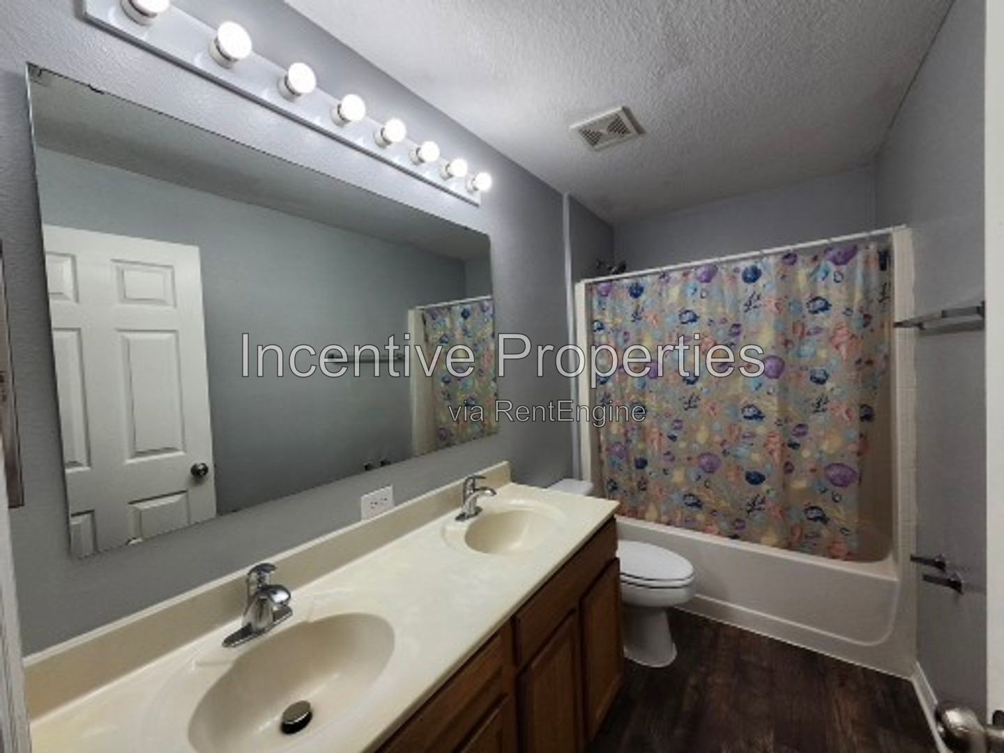 Gallery Image 22