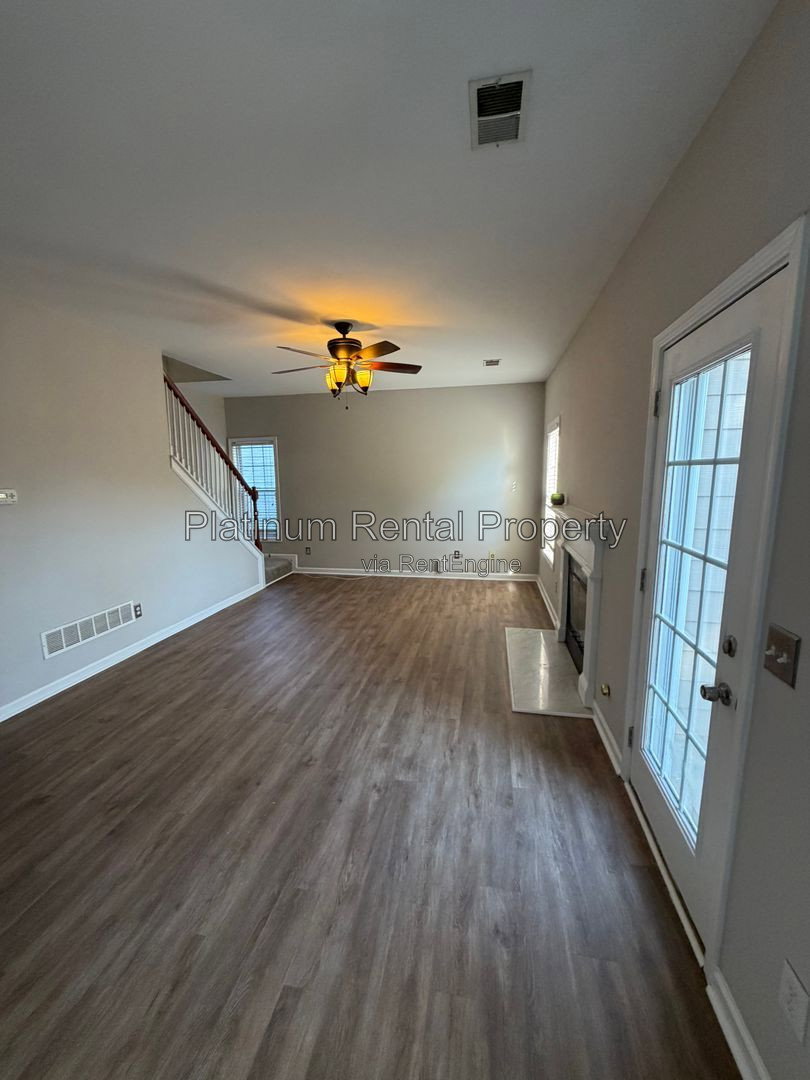 Gallery Image 9