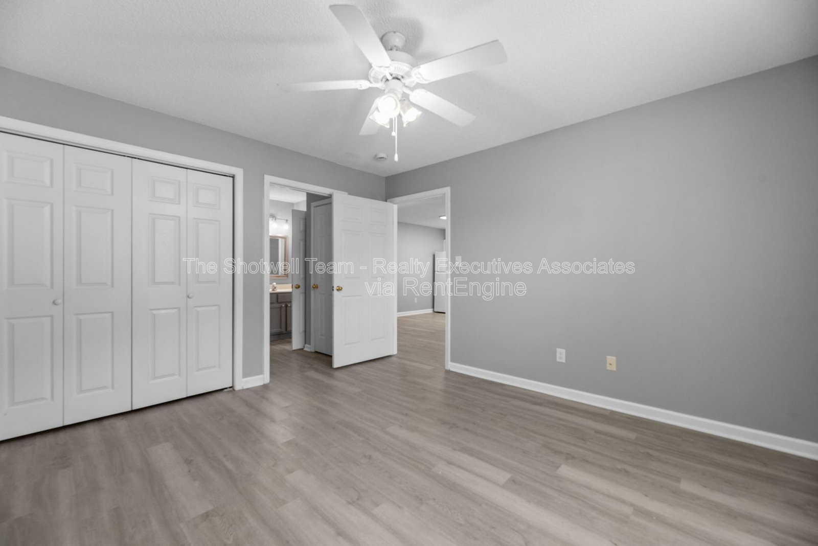 Gallery Image 16