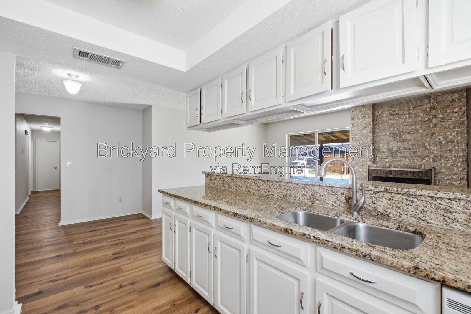 Gallery Image 16