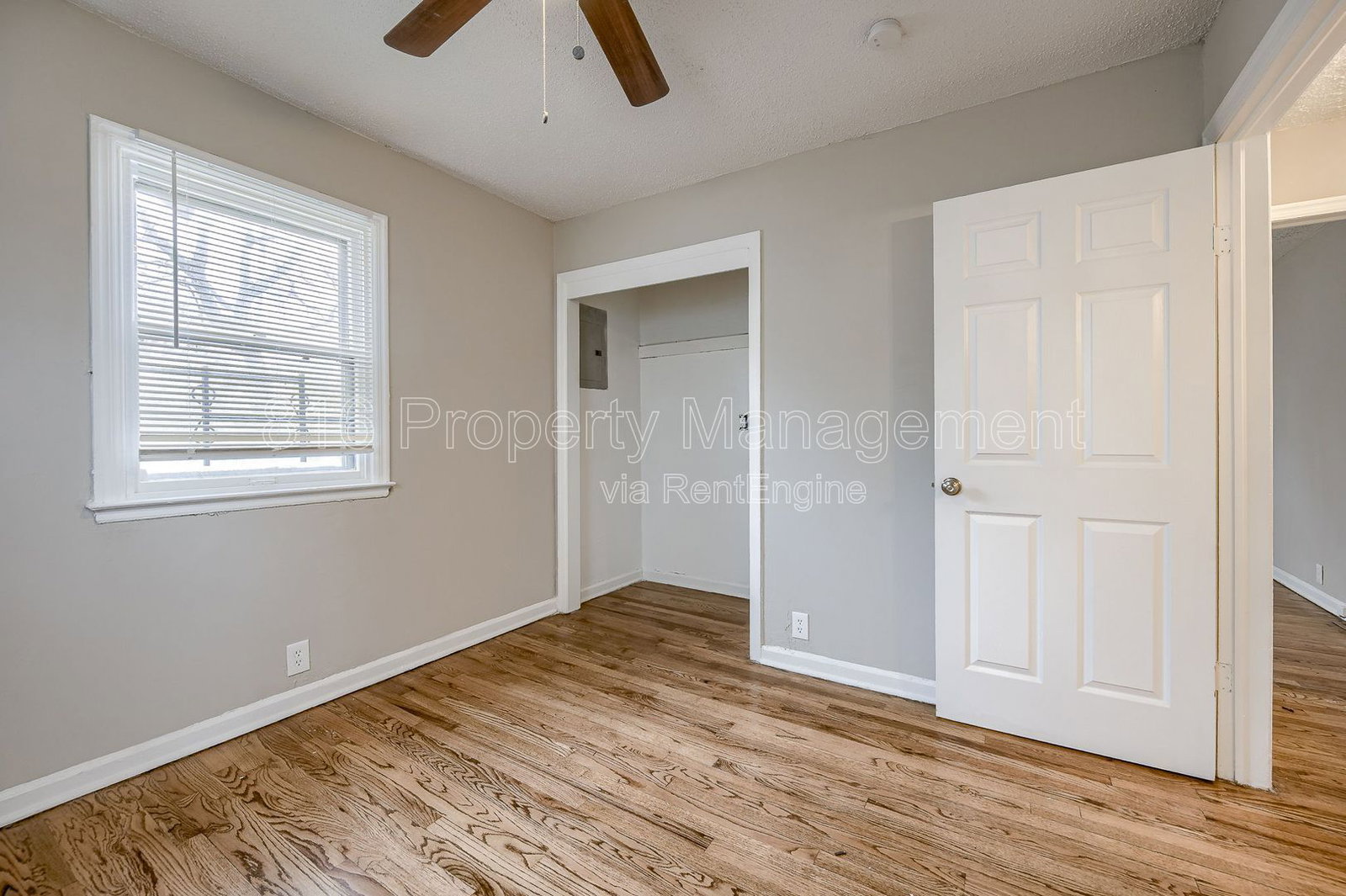 Gallery Image 18