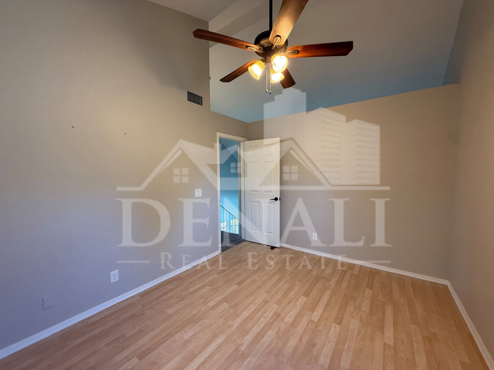 Gallery Image 20