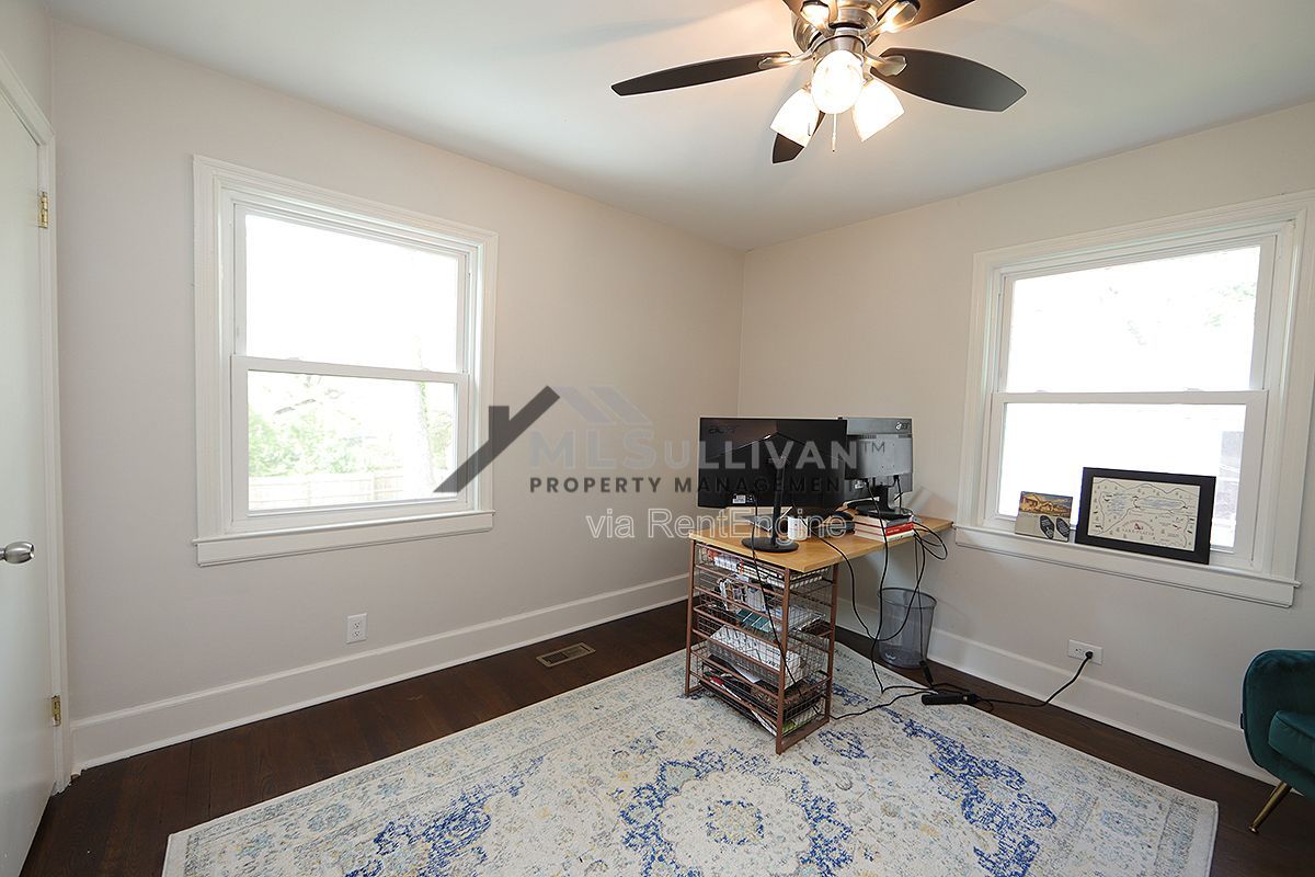 Gallery Image 16