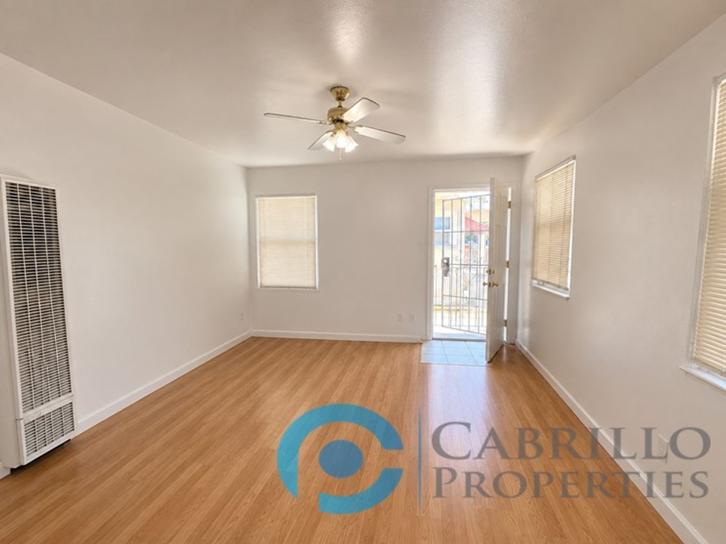 Gallery Image 0