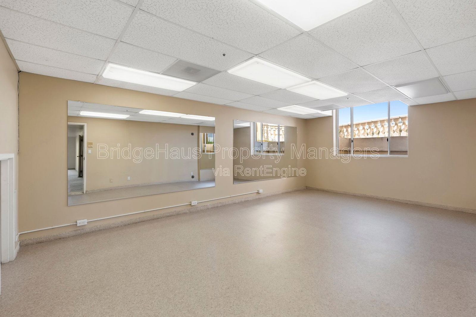 Gallery Image 52