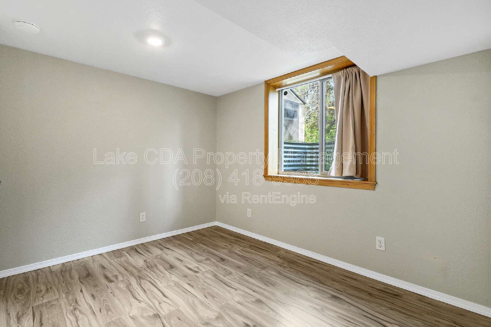 Gallery Image 15