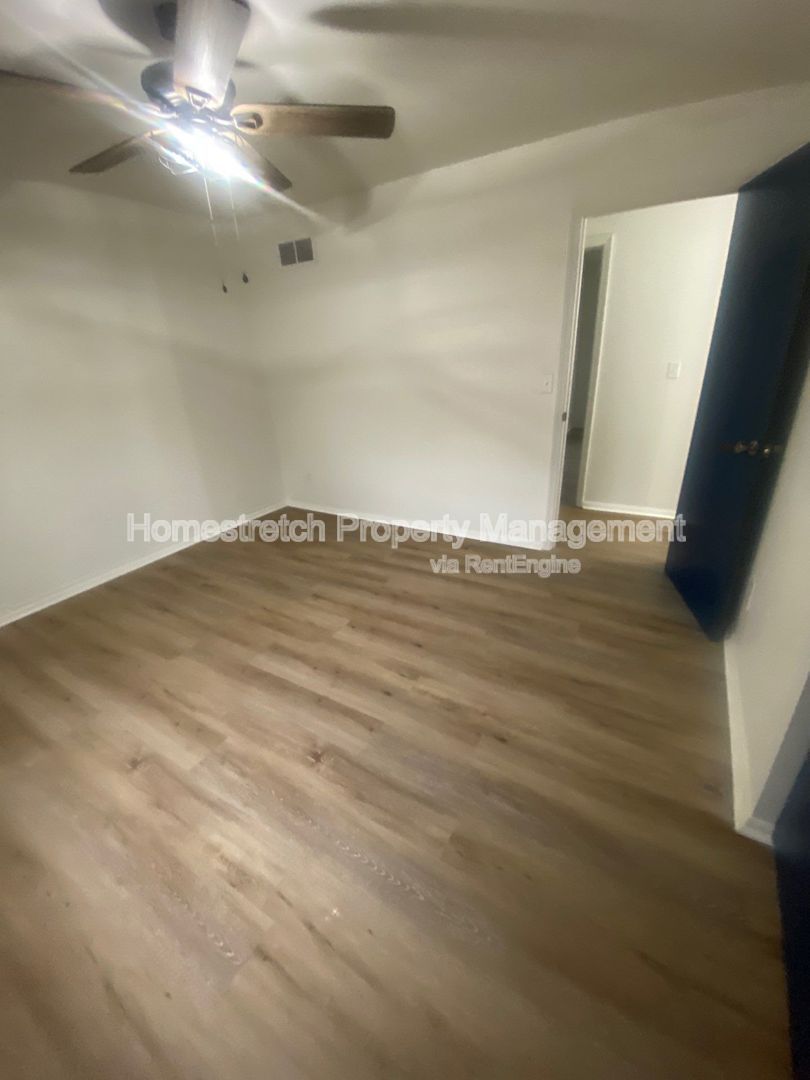 Gallery Image 18