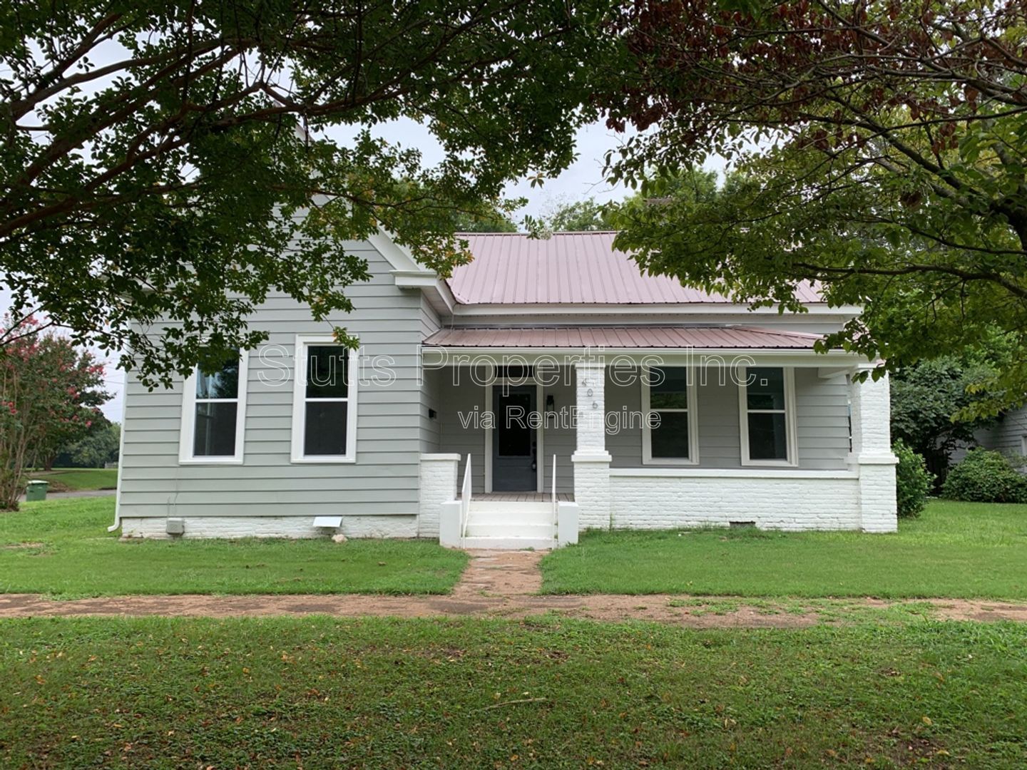 Gallery Image 0