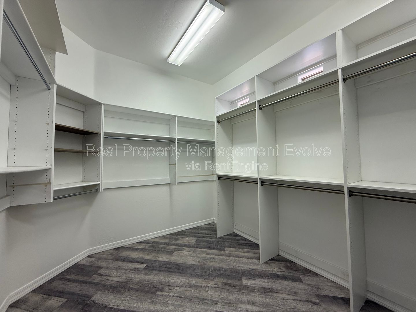 Gallery Image 23