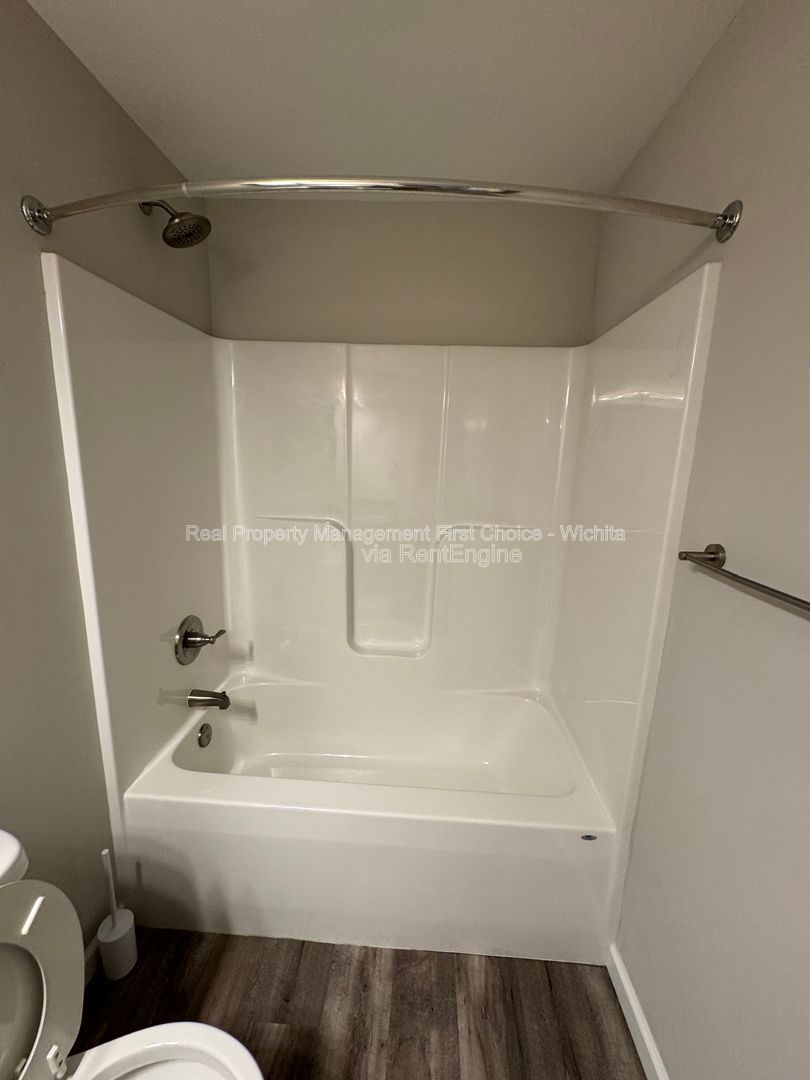 Gallery Image 31