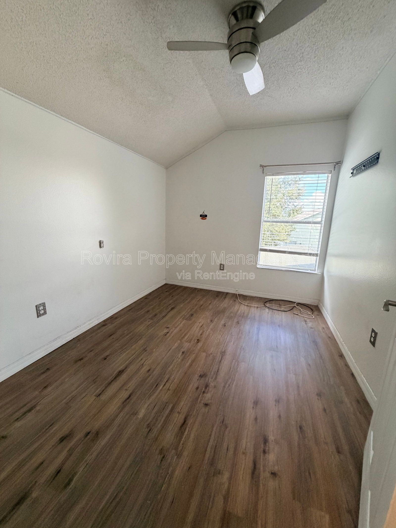 Gallery Image 30