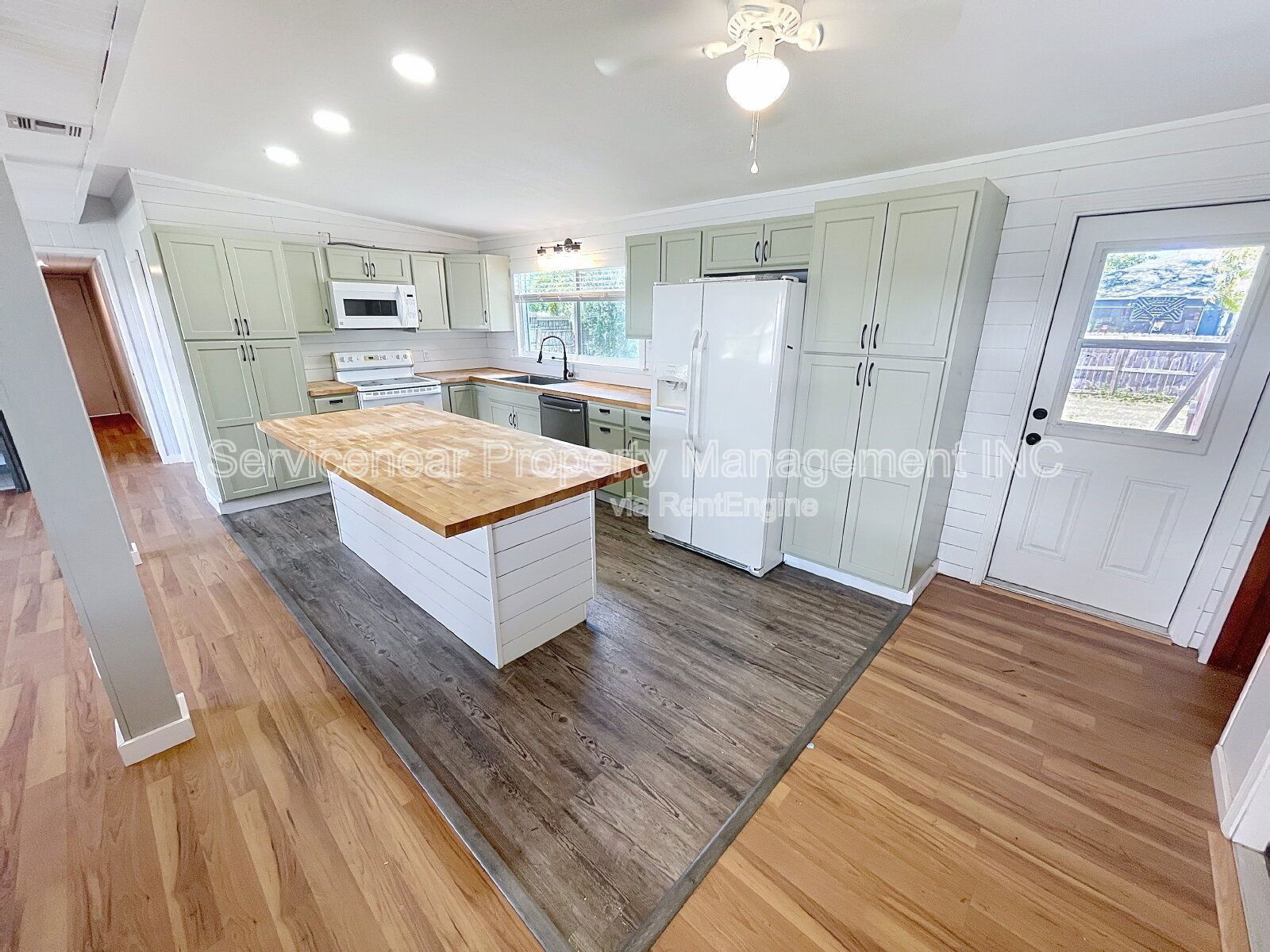Gallery Image 12