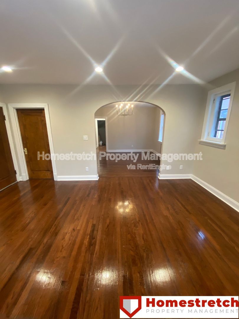 Gallery Image 16