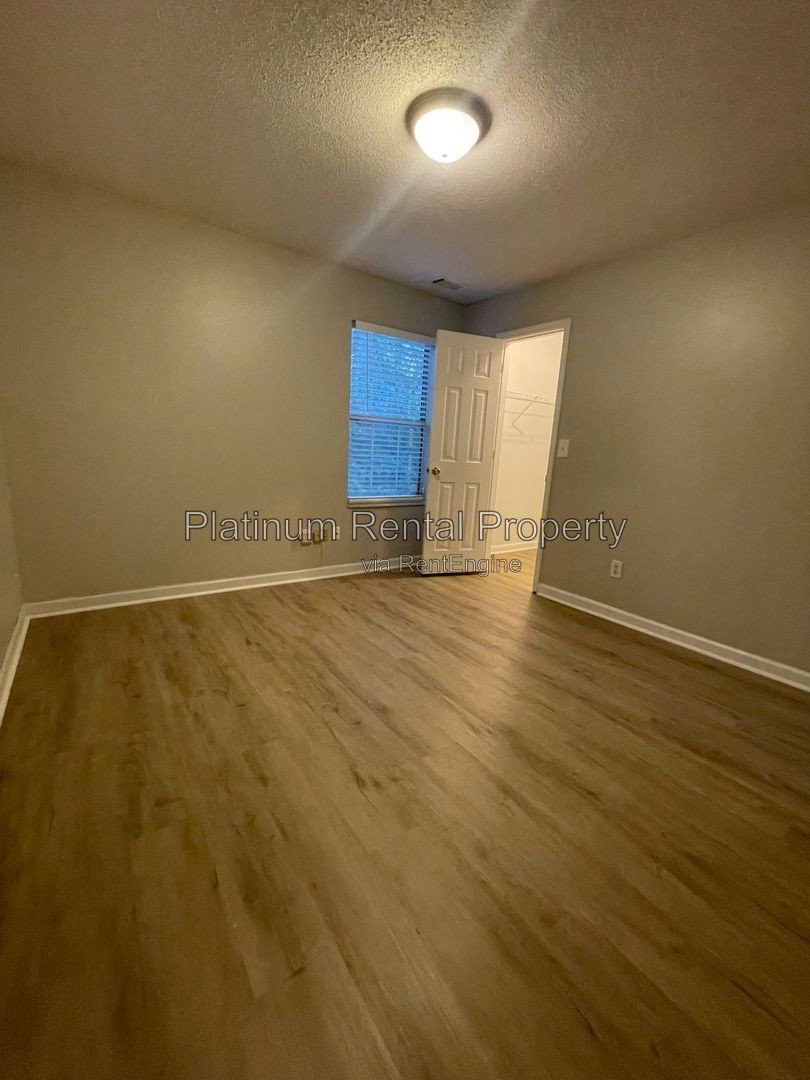 Gallery Image 18