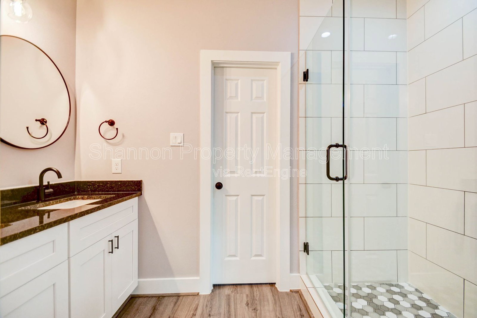 Gallery Image 17