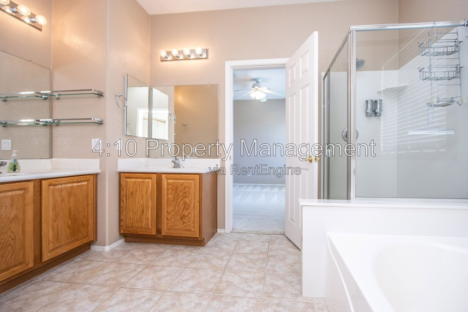 Gallery Image 17