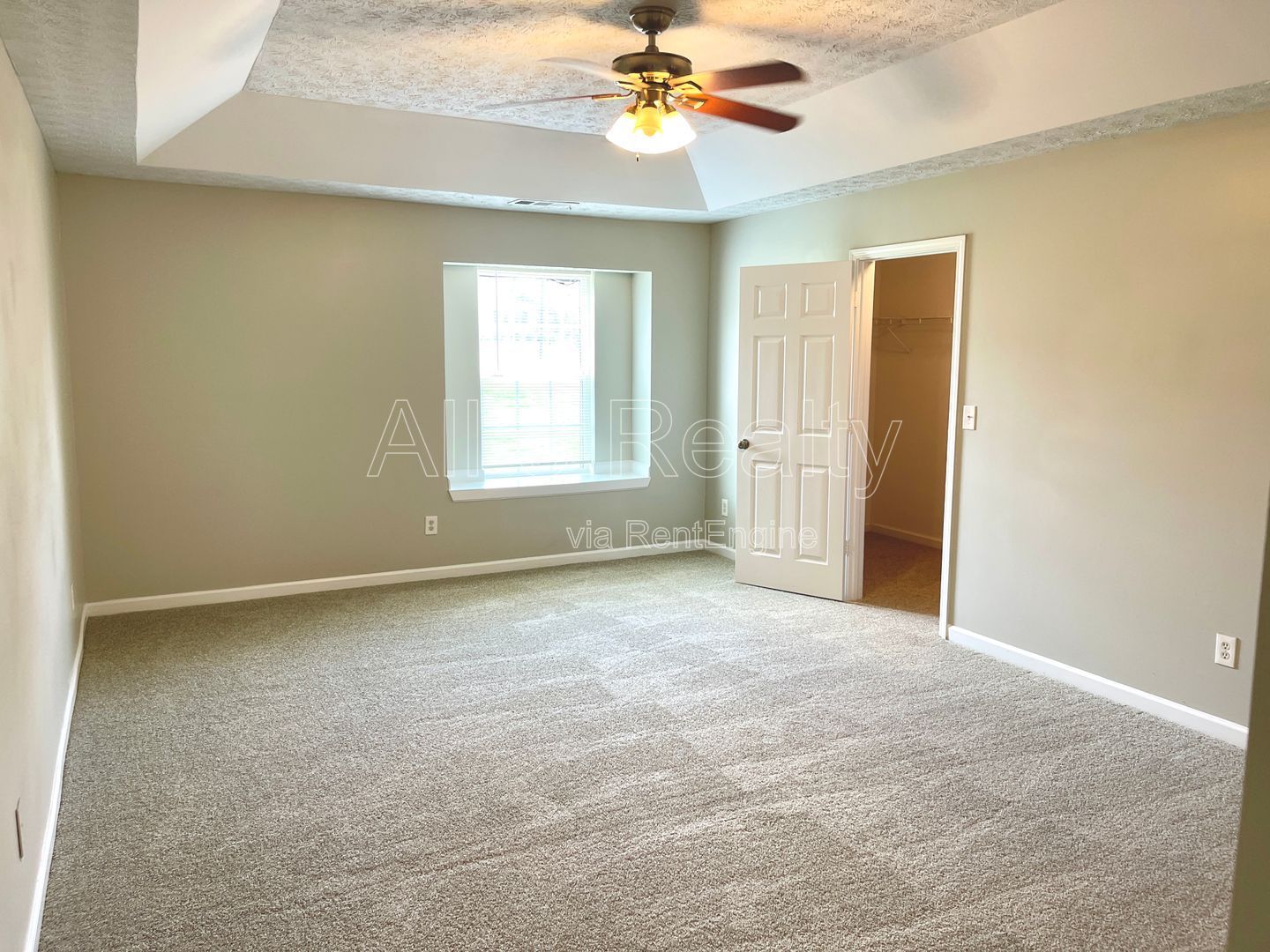 Gallery Image 19