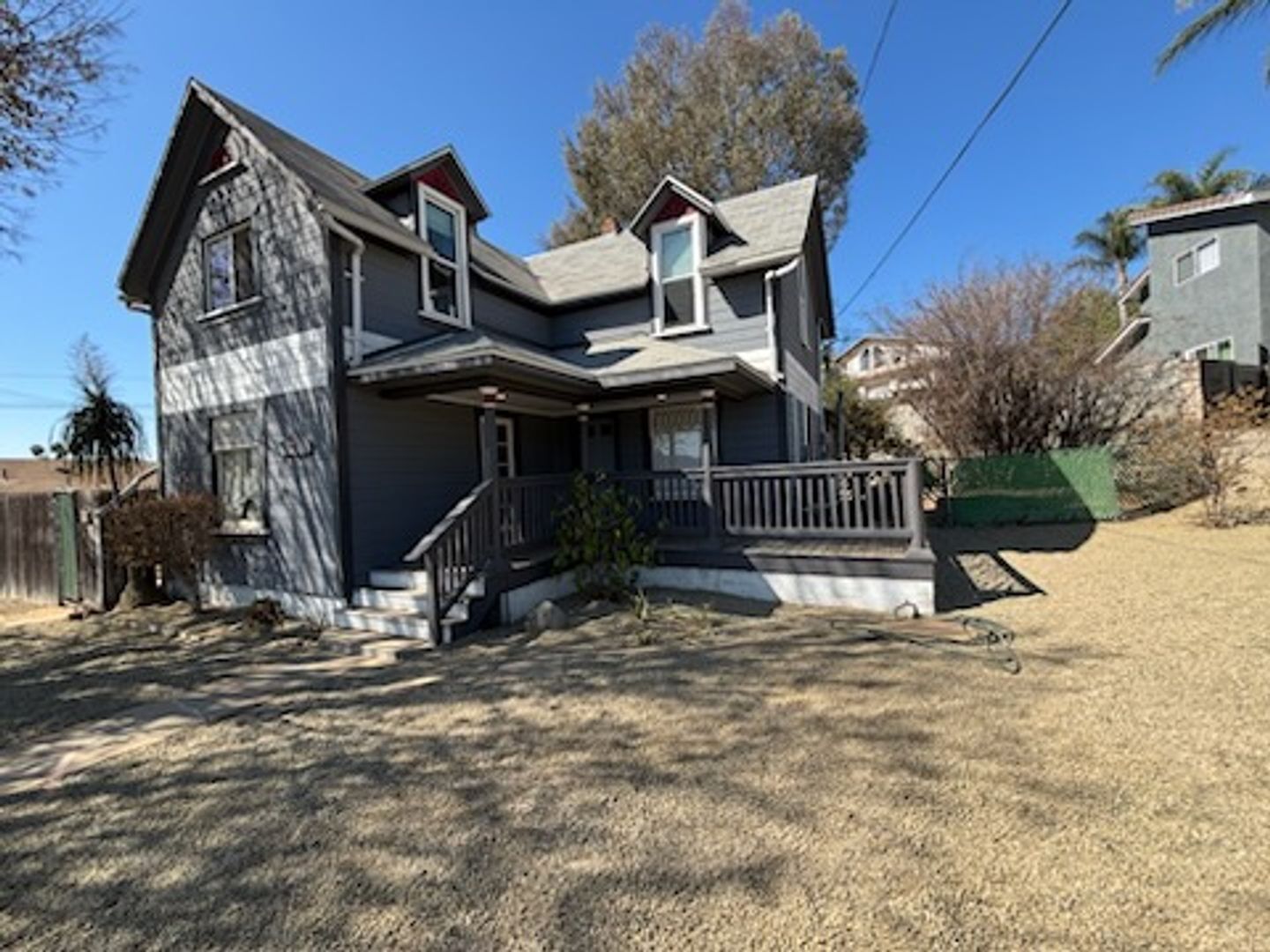 Gallery Image 0