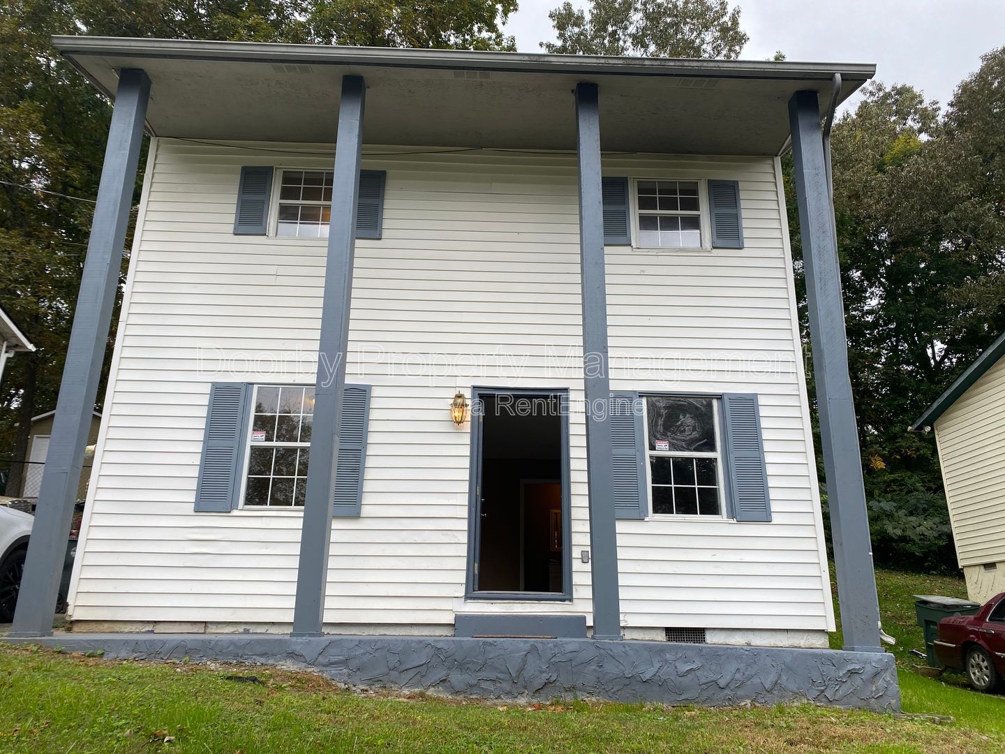 Gallery Image 0