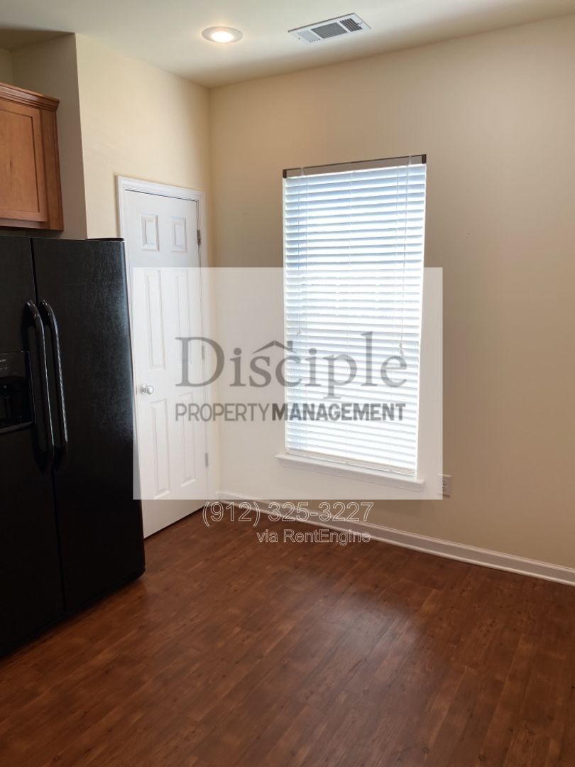 Gallery Image 16