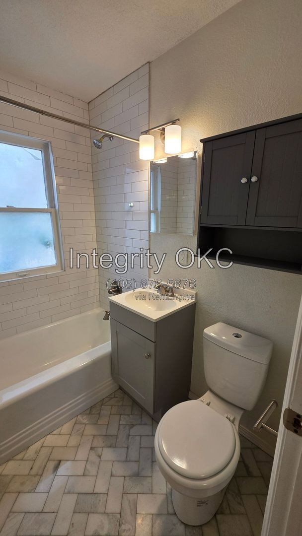 Gallery Image 11