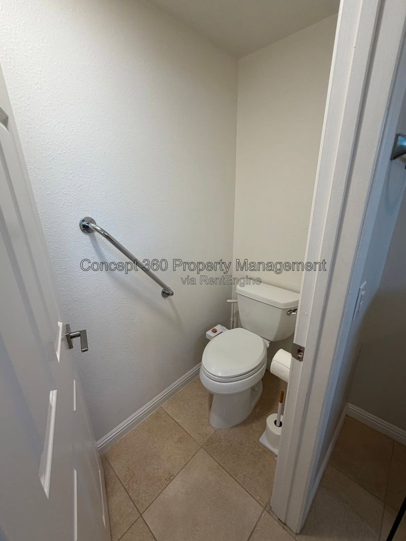 Gallery Image 64