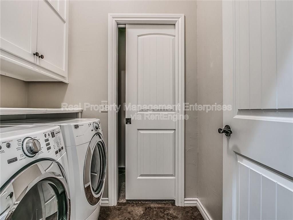 Gallery Image 25