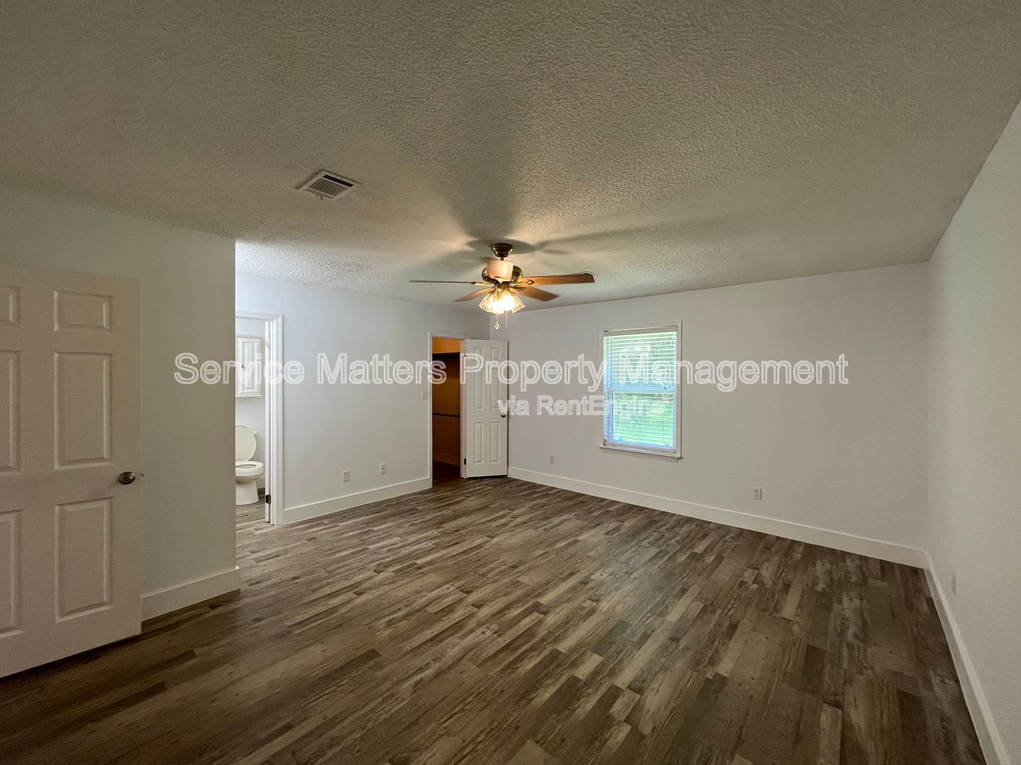 Gallery Image 19